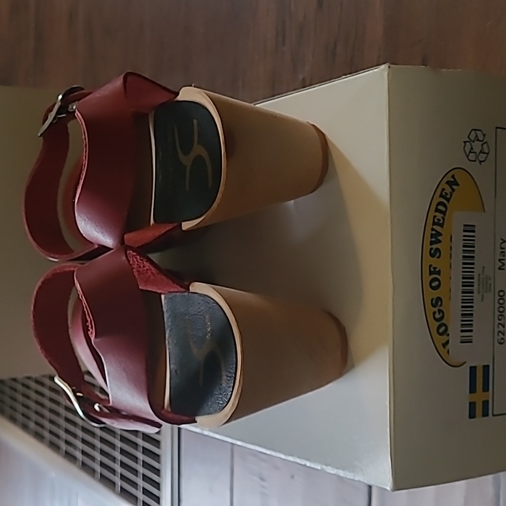 Women's Ruby Red Clogs - Picture 3 of 5